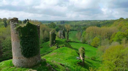 Les Ruines du Château de Malval
